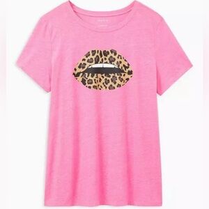Torrid Vintage Tee Triblend Jersey Classic Fit Tee Hot Pink
Leopard Lips Large
